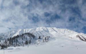 Skiing in Gulmarg