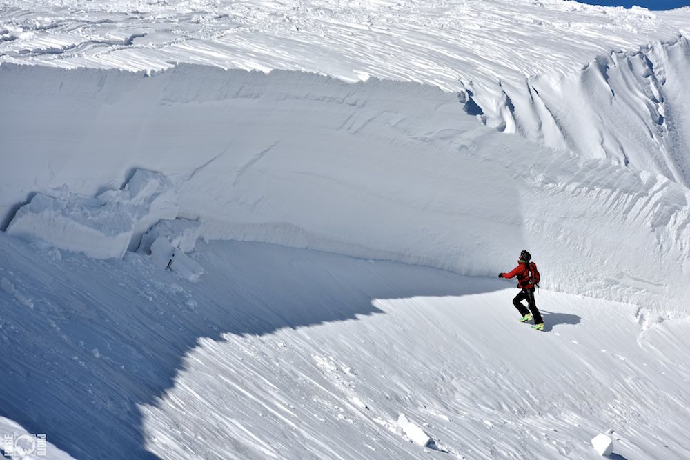 A devastating Avalanche in Gulmarg From 2015